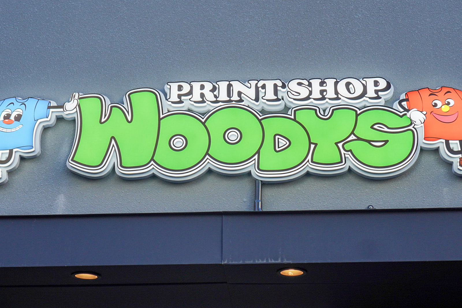 プリントショップウッディーズ大阪江戸堀店舗画像
